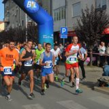 Trka može da preraste u maraton 15