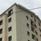 Opštinske vlasti neme, investitor odsutan, a stanari se useljavaju 1