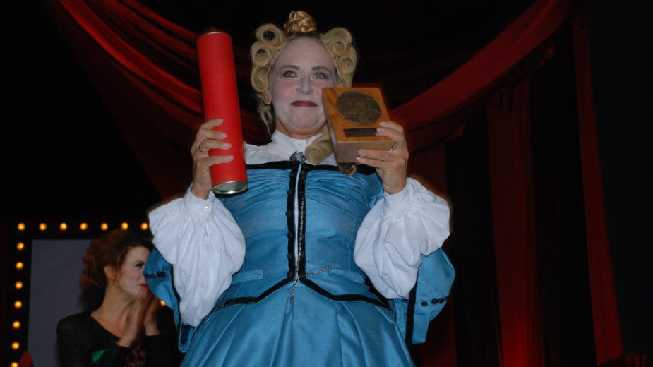 Gromoglasni aplauz za „Korešpodenciju“ 1