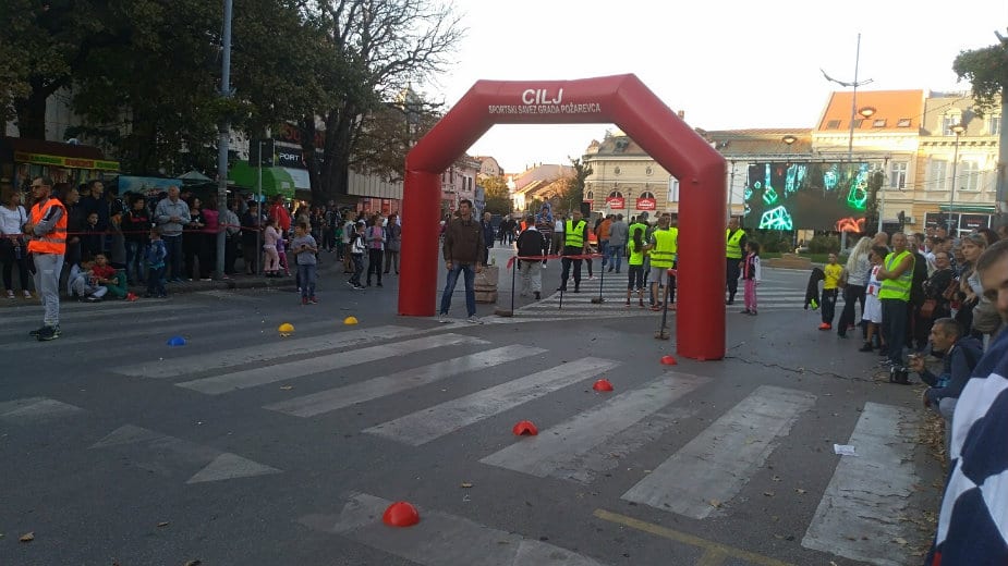 Požarevac: Pobednici trke Elzan Bibić i Zita Kačar 1