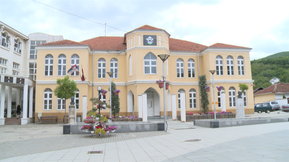 Radniku u Preševu potrebno tri meseca za jednomesečnu zaradu u beogradskoj opštini Stari grad 4
