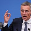 Stoltenberg će sutra na Kosovu obići snage Kfor -a 14