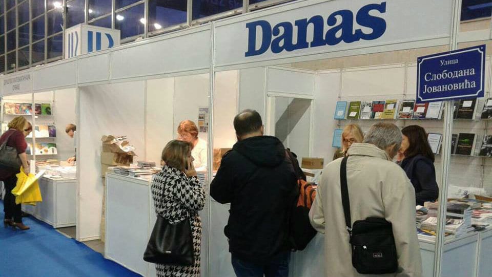 Poklon knjiga uz svaki kupljeni Danas na Sajmu knjiga 1