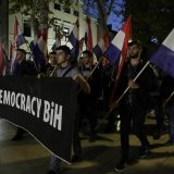 Oko 10.000 Hrvata na protestu protiv Komšića 4