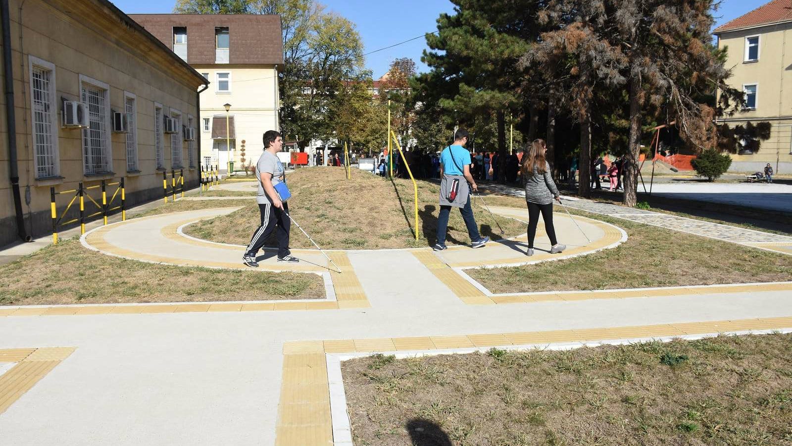 U Zemunu obeležen Svetski dan belog štapa 1
