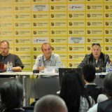 Medijima novac dodeljen za partijsku podobnost 15