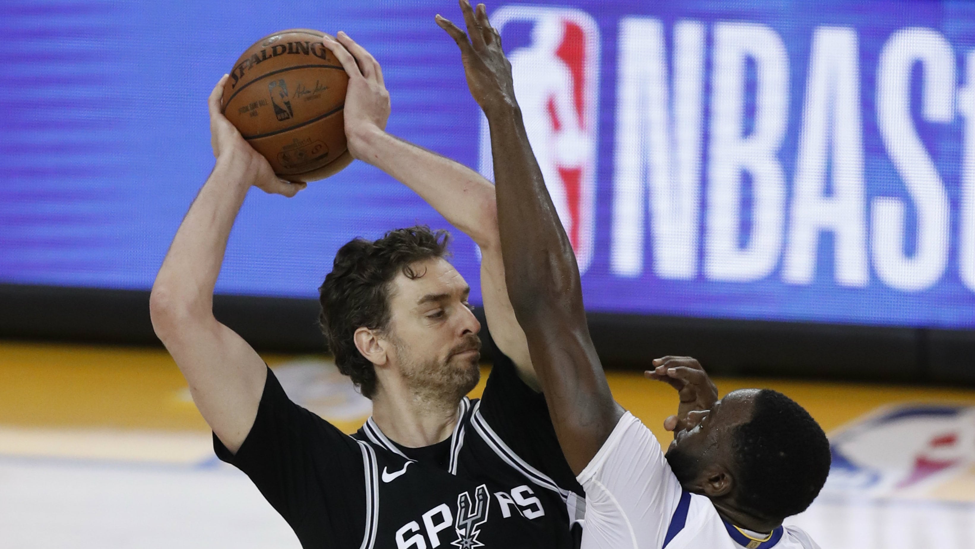 Otkrivamo: Koliko Evropljana ove godine igra NBA ligu i na koji način menjaju ovo takmičenje 3 Otkrivamo: Koliko Evropljana ove godine igra NBA ligu i na koji način menjaju ovo takmičenje 3