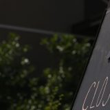 Starbaks prodaje 83 lokala u EU 2