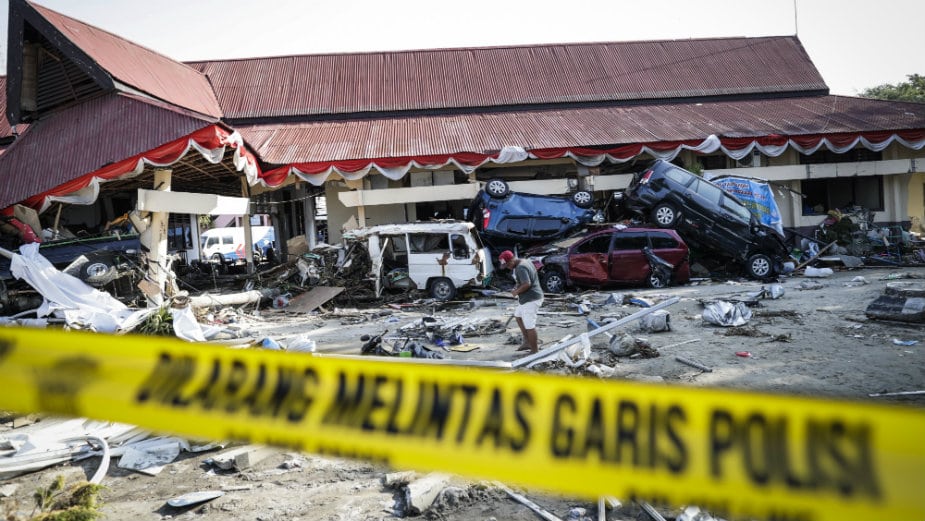 U zemljotresu i cunamiju u Indoneziji 844 mrtvih 1