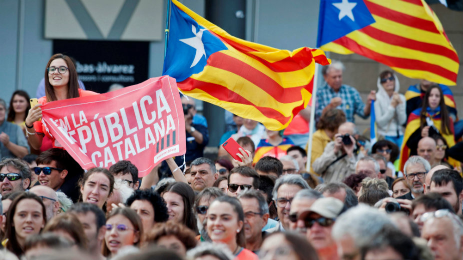Desetine hiljada građana na godišnjici referenduma u Kataloniji 1