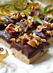 Recept nedelje: Kesten kocke (chestnut cube cake) 2 Recept nedelje: Kesten kocke (chestnut cube cake) 2