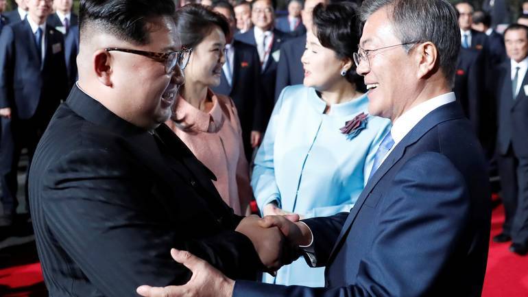 Mun: Kim je iskren u vezi nuklearnog oružja i treba ga nagraditi 1