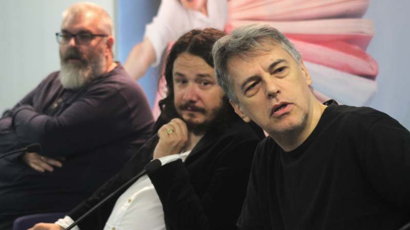 Svi žele da pišu samo kolumne 1