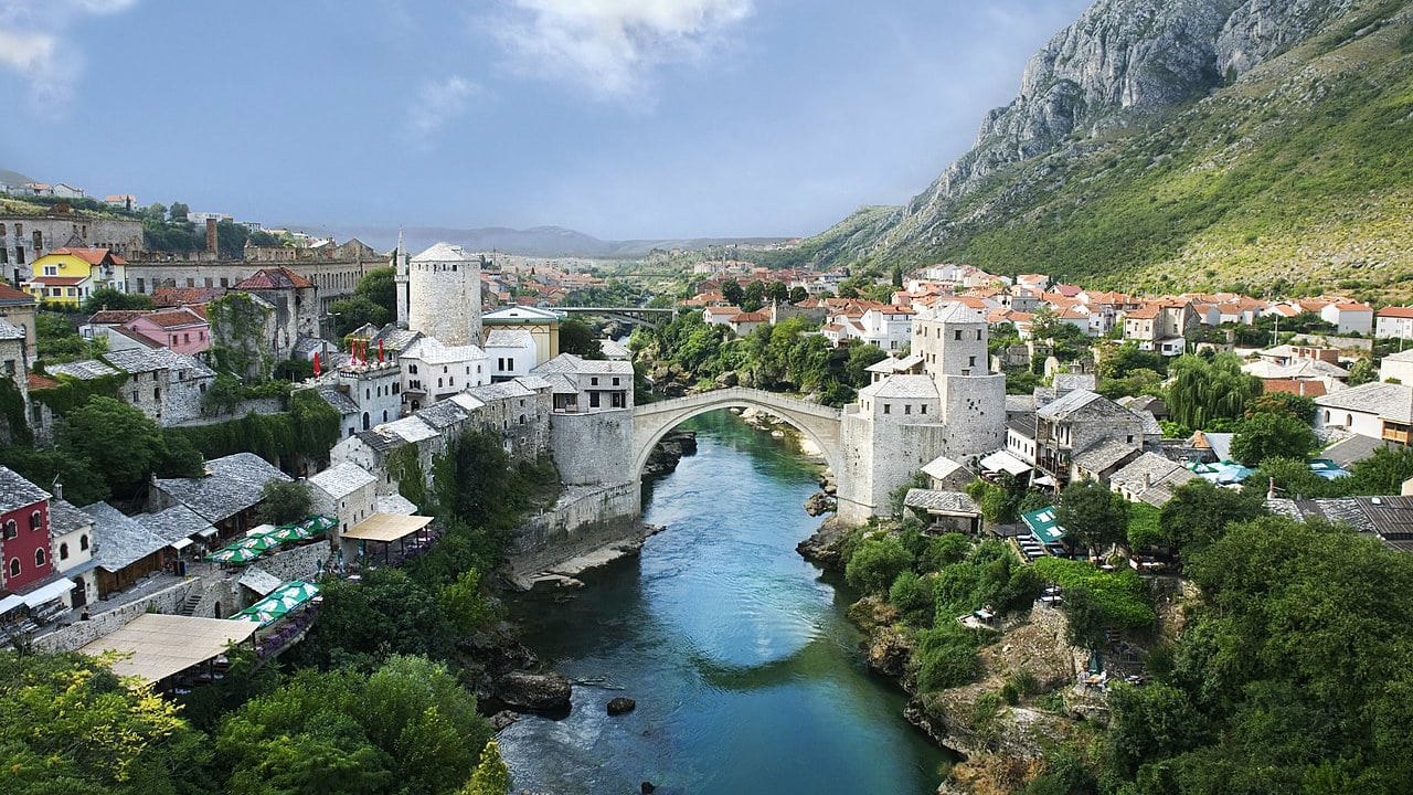 Mostar premostio barijere 1