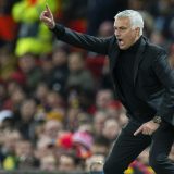 Slobodan pad "crvenih đavola" 12