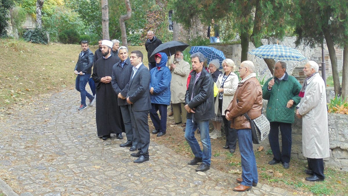 Položeni venci na Kosturnicu branilaca Beograda 1