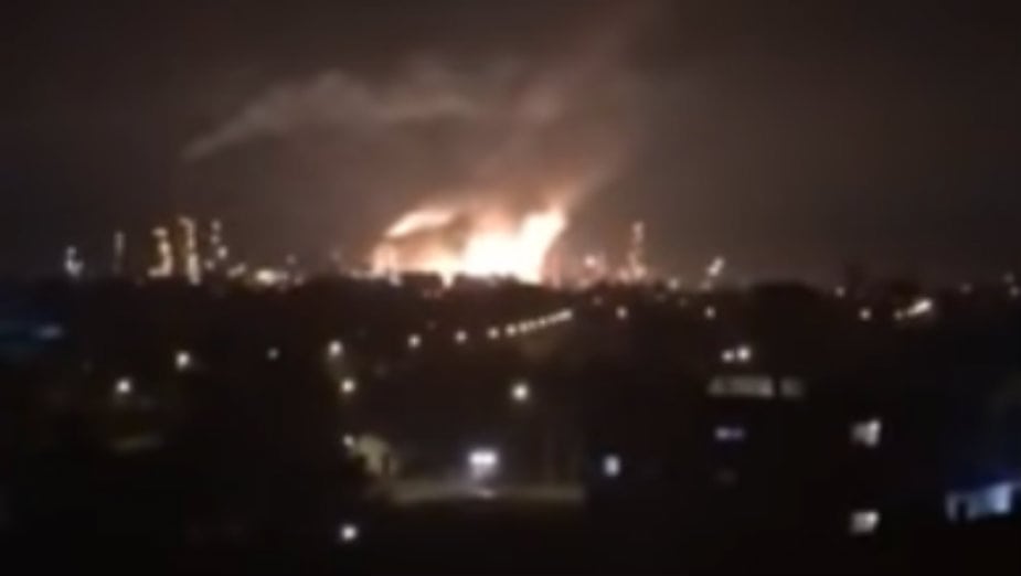 Jedna osoba poginula u eksploziji u rafineriji u Brodu, devet povređeno 1
