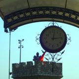 U noći između subote i nedelje pomeriti kazaljke za sat unazad 5