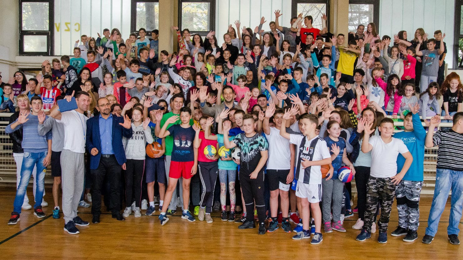 Udovičić u poseti osnovnim školama u Kruševcu 1