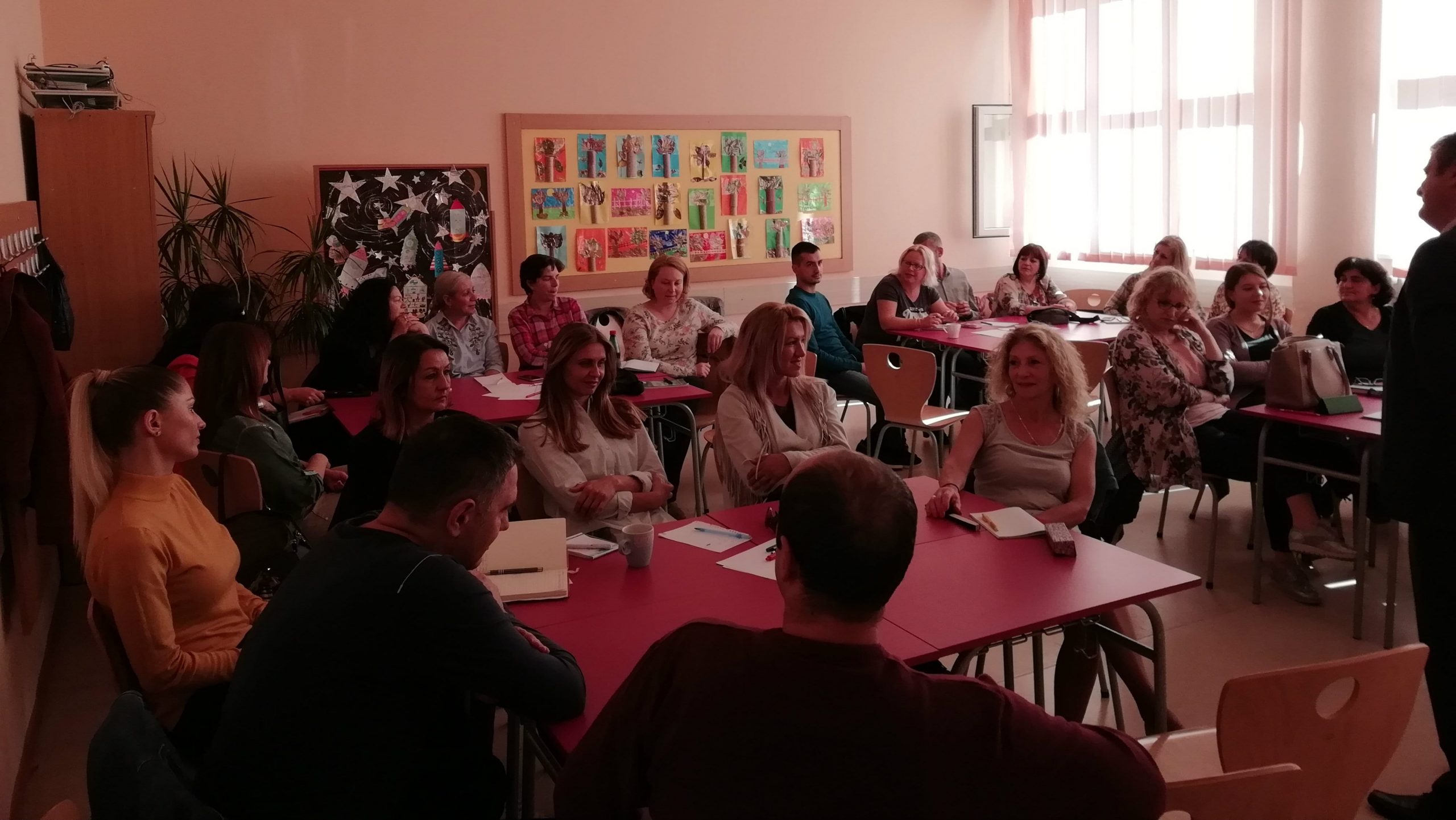 Održan seminar "Vodič za vaspitače - porodica u vrtlogu droge" 1