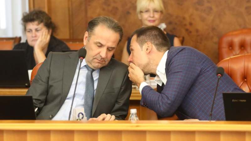 SNS diriguje napadom na Ljajića 1