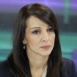 Tepić: Aktivisti SNS čiste štale, seku drva i nude novac za glas 12