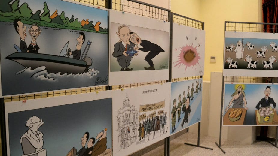 Iščlanio se iz biblioteke zbog Koraksa, pretplatio se na Danas 1