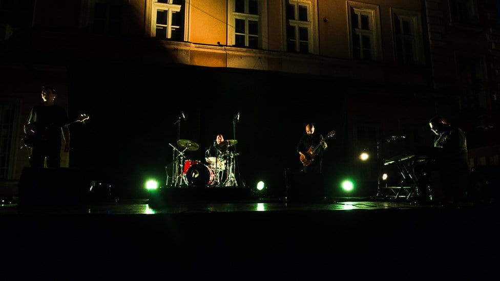 Intervju petkom: Eyot – Balans između svetskog benda i momaka iz malog grada 5 Eyot