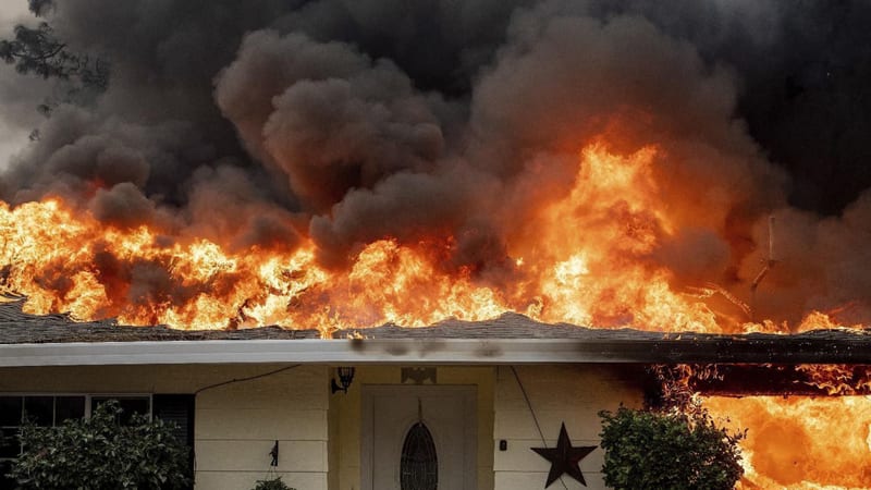 Više od 600 nestalih u požarima u Kaliforniji 1
