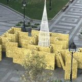 Samo što je postavljen, ukrasni lavirint na Obilićevom vencu već srušen 14