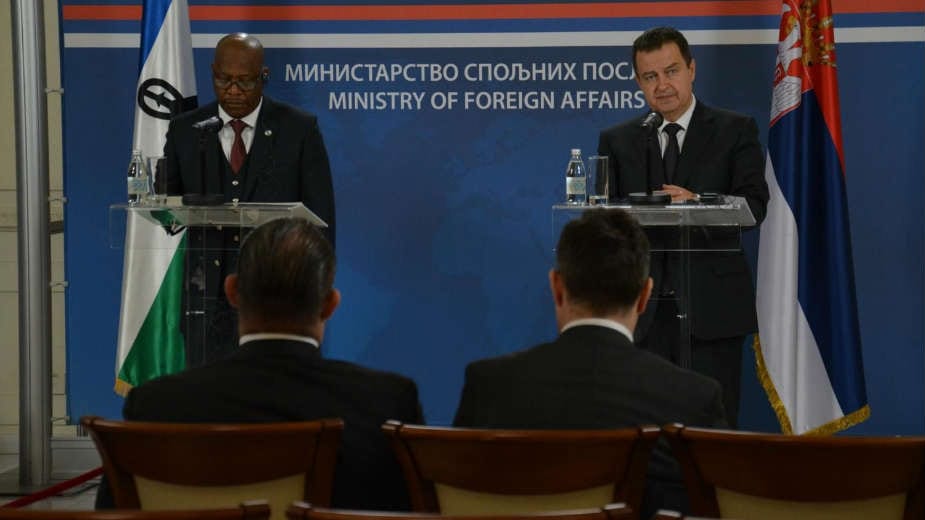 Dačić: Lesoto pomogao u glasanju u Interpolu, hvala im na tome 1