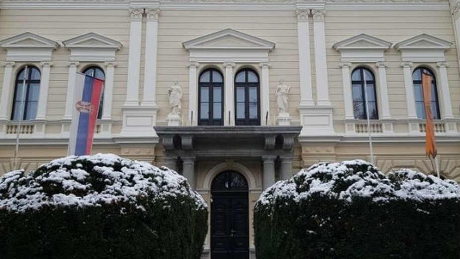 Novo i "gospodsko" ruho Gradskog zdanja 1 Novo i "gospodsko" ruho Gradskog zdanja 1