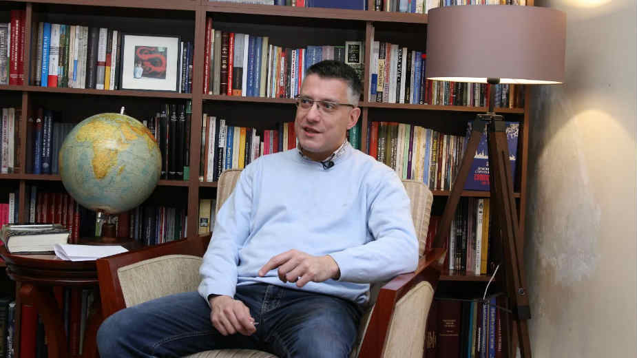 Popović: Potrebni ozbiljni državnici za kompromisno rešenje Kosova 1