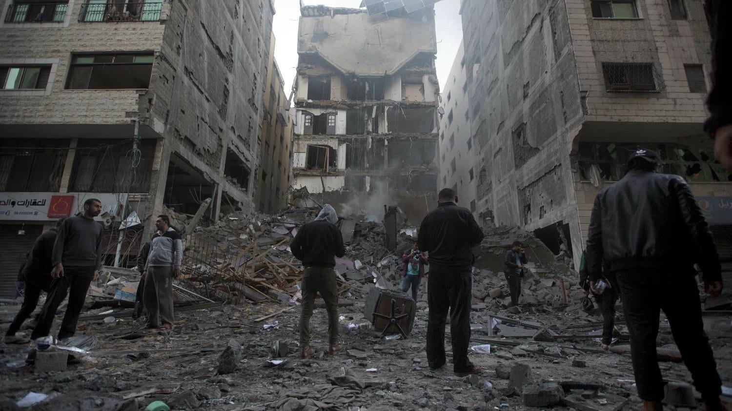 Strah od reprize scenarija iz 2014. 1