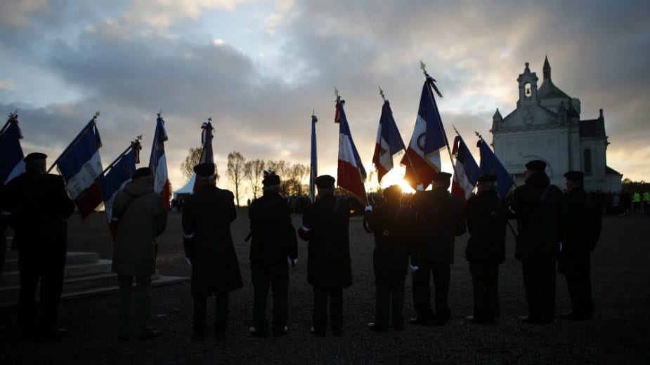 Zastava Kosova na Notrdamu 1