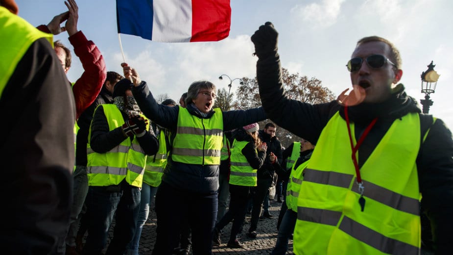 Francuska: 'Žuti prsluci' blokirali ulaz u Diznilend 1