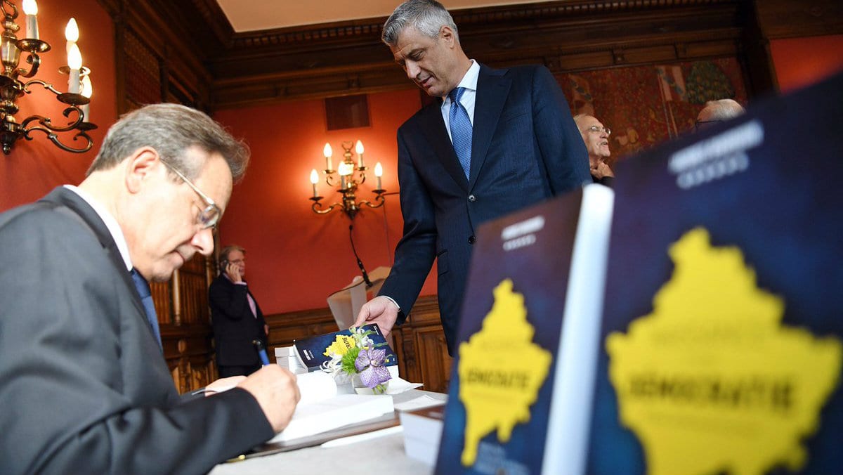 Knjiga o Tačiju promovisana u Parizu 1