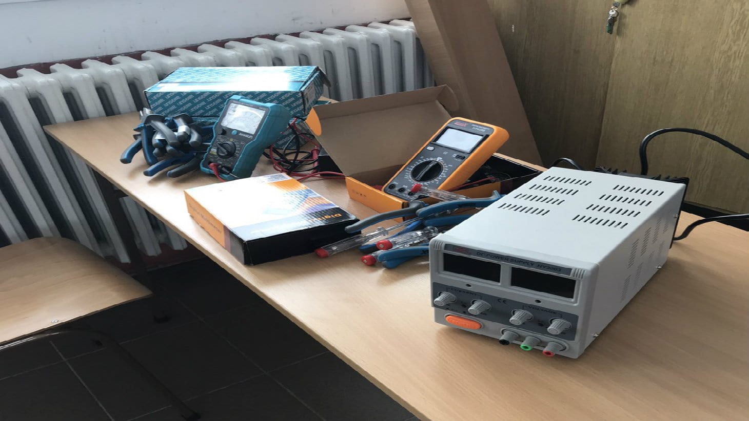 Čista petica za akciju prosvetara 1