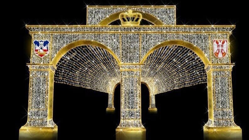 Vesić: Zbog "miholjskog leta" odloženo puštanje dekorativne rasvete 1