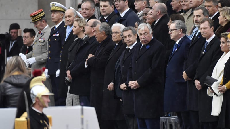 Vučić: Raspored sedenja u Parizu ne odražava snagu 1