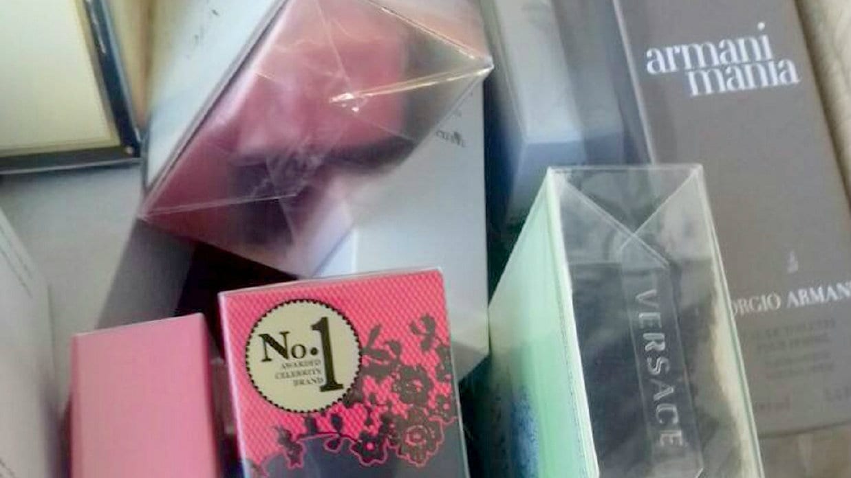Zaplenjeni parfemi vredni preko 2.000 evra 1