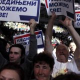 Stranački skup u prostorijama škole? 1