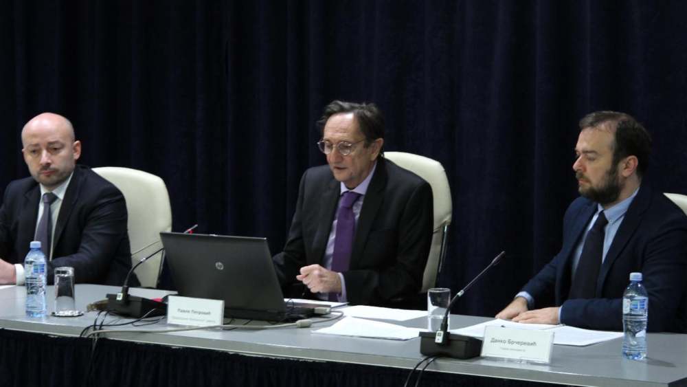 Vlada ne vidi nizak privredni rast kao problem 1