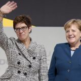 Angela Merkel dobila političku naslednicu 7