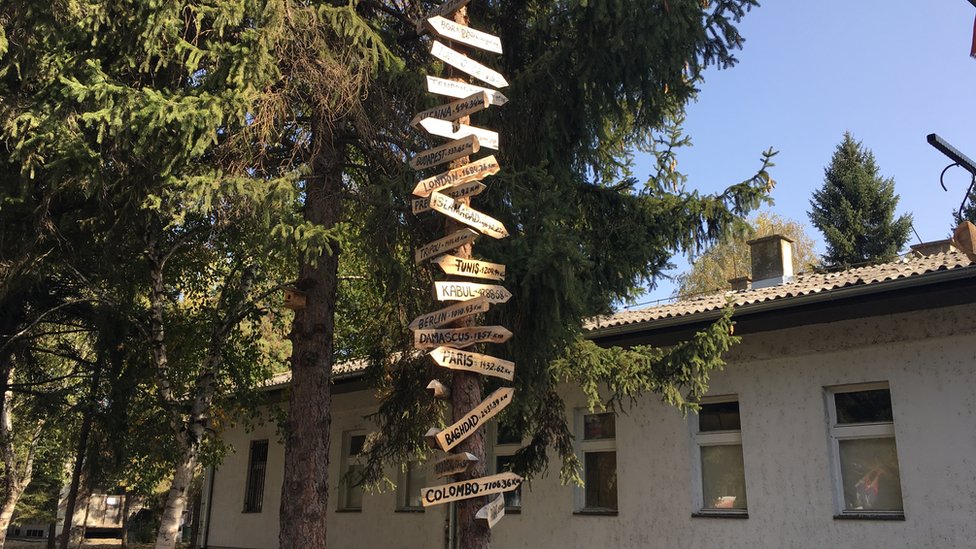 Osman i Adnan su prešli hiljade kilometara i žele da ostanu u Srbiji 3 prihvatni centar u Obrenovcu