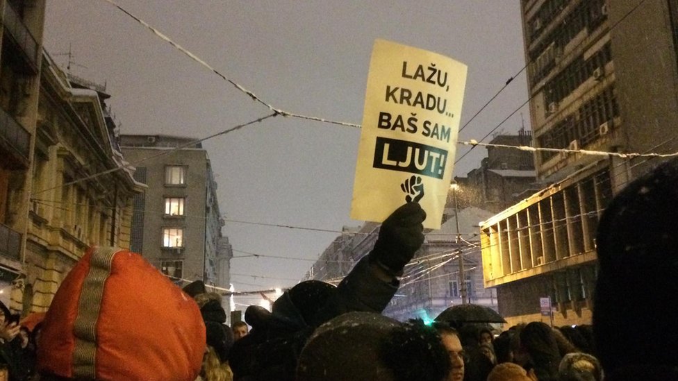 Drugi protest „Stop kravim košuljama“: Koji su zahtevi demonstranata 5 protest Stop krvavim košuljama u Beogradu
