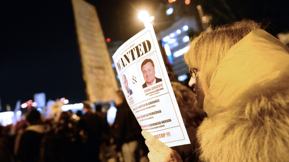 Intervju petkom: Zoran Janković - recept za političko trajanje 4 Ljubljana, 11. januar 2013.