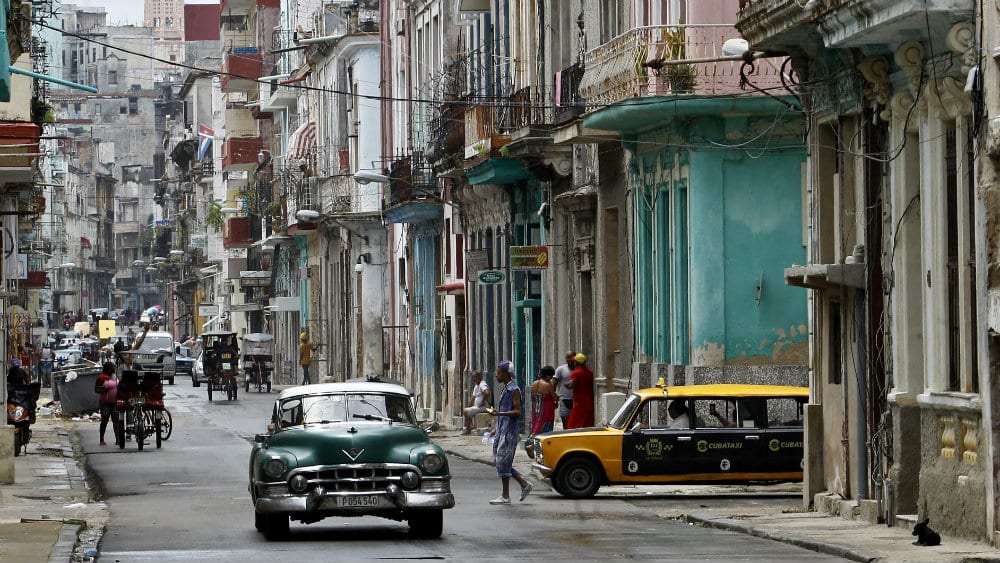Zabrana novih benzinaca i dizelaša: Da li će EU ličiti na Havanu? 1