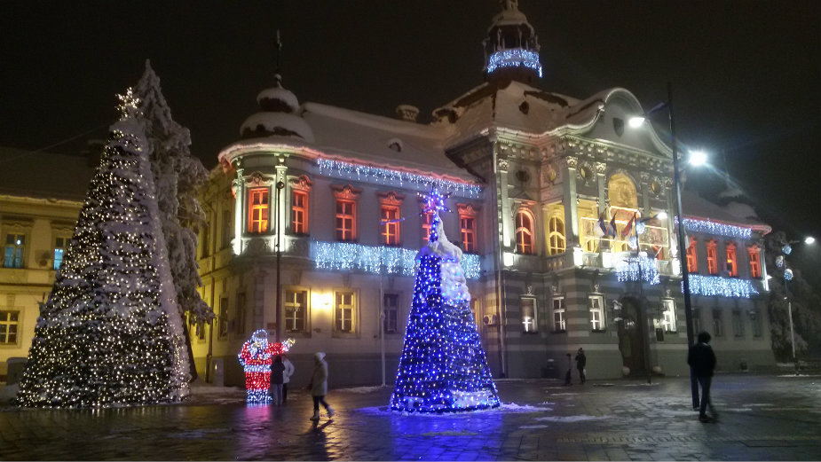Đorđe David i rok grupe na dočeku u Zrenjaninu 1