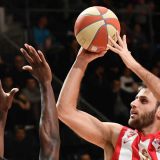 Zaboraviti prošlost, akcenat na tranziciji 6